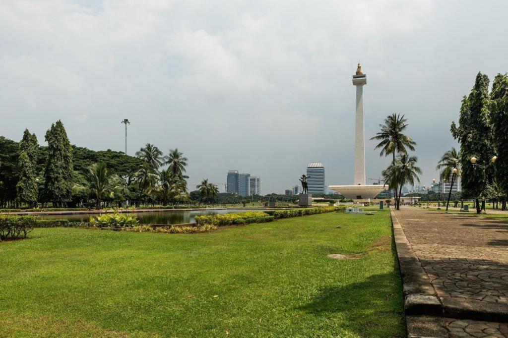 Madu Inn Jakarta Buitenkant foto